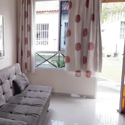 Rent this 2 bed house on Manguinhos in Serra, Brazil