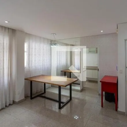 Rent this 2 bed apartment on Rua Samuel Pereira in Anchieta, Belo Horizonte - MG