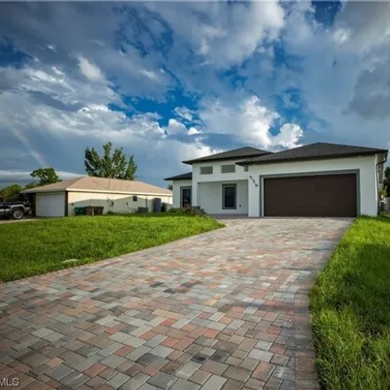 Image 2 - 352 Northeast 9th Terrace, Cape Coral, FL 33909, USA - House for sale