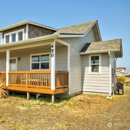 Buy this 2 bed house on 446 Skylark Street in Ocean Shores, Grays Harbor County