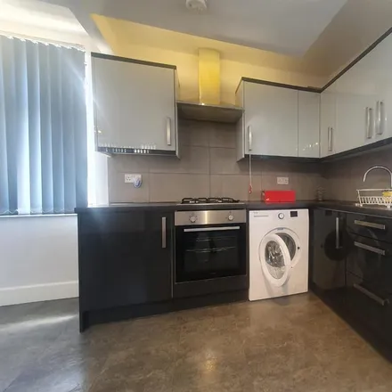 Image 4 - Colina Mews, London, N15 3HS, United Kingdom - Apartment for rent