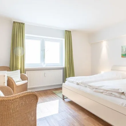 Rent this 3 bed apartment on 25996 Wenningstedt