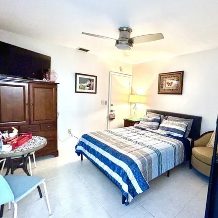 Rent this studio apartment on Pompano Beach