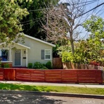 Rent this 3 bed house on 3251 Livonia Avenue in Los Angeles, CA 90034