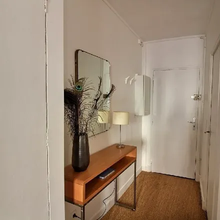 Image 7 - 17 Rue Rodier, 75009 Paris, France - Apartment for rent