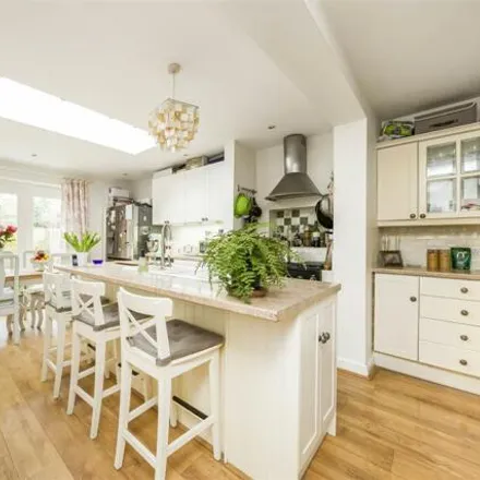 Image 3 - 4a Lock Road, London, TW10 7LH, United Kingdom - House for sale
