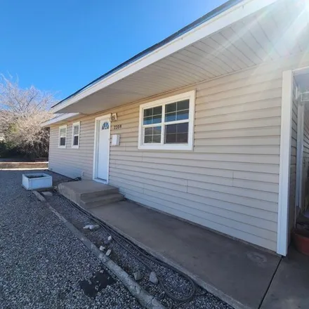 Buy this 3 bed house on 2204 East 10th Street in Alamogordo, NM 88310