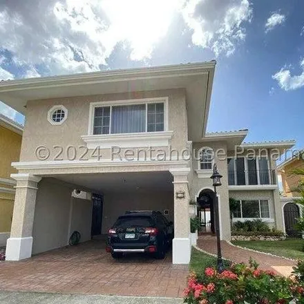 Rent this 4 bed house on unnamed road in Juan Díaz, Panamá