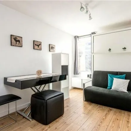 Image 4 - 56 Marlborough Place, London, NW8 0PT, United Kingdom - Apartment for rent