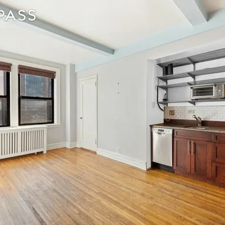 Image 7 - Addison Hall, 457 West 57th Street, New York, NY 10019, USA - Apartment for rent