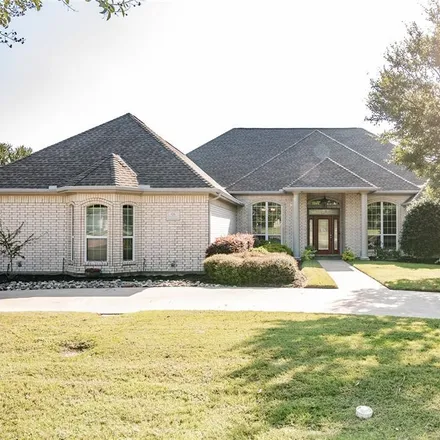 Buy this 4 bed house on 176 Brookstone Drive in Waxahachie, TX 75165