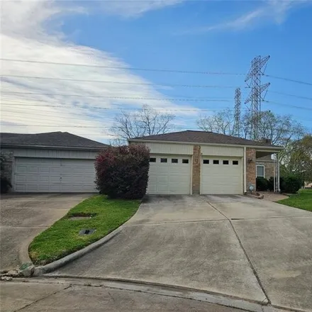 Rent this 3 bed house on Bendwood Drive in Sugar Land, TX 77477