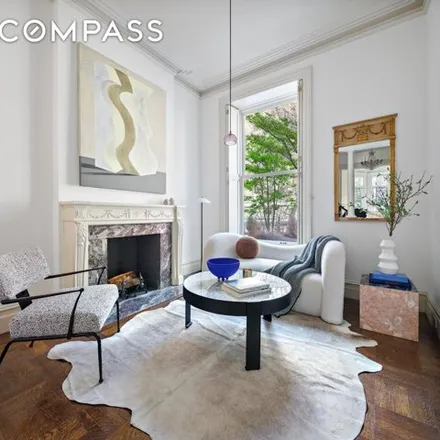 Image 3 - 248 West 11th Street, New York, NY 10014, USA - Townhouse for sale
