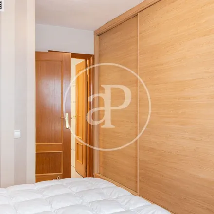 Image 5 - Sole Piel - Zapatos y Bolsos de Fiesta, Carrer dels Aluders, 46001 Valencia, Spain - Apartment for rent