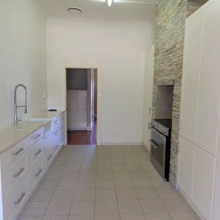 Image 2 - Route 3 Stop 3, Donaldson Terrace, Whyalla SA 5600, Australia - Apartment for rent