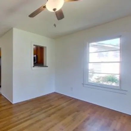 Rent this 3 bed apartment on 622 West 10Th Avenue in Beautiful Circle, Tallahassee