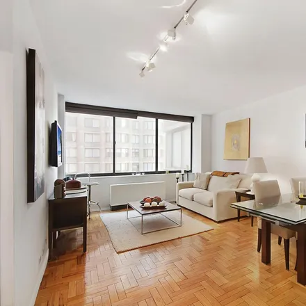Image 3 - The Allegro, 62 West 62nd Street, New York, NY 10023, USA - Condo for rent