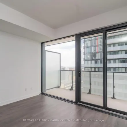 Image 1 - 150 Redpath, 150 Redpath Avenue, Old Toronto, ON M4P 1V6, Canada - Apartment for rent