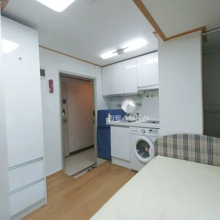 Image 1 - 서울특별시 성북구 정릉동 674-5 - Apartment for rent