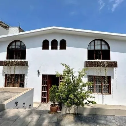 Image 2 - La Chalana Street, La Molina, Lima Metropolitan Area 15026, Peru - House for sale