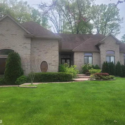Buy this 3 bed house on 52041 Loon Court in Shelby Charter Township, MI 48315
