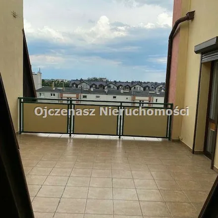 Rent this 4 bed apartment on Gnieźnieńska 11 in 85-313 Bydgoszcz, Poland