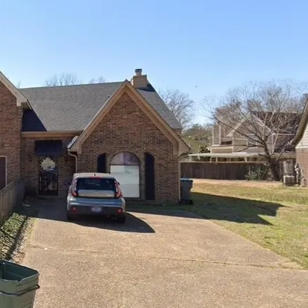 Buy this 2 bed house on 5957 Cedarcrest Court in Memphis, TN 38141