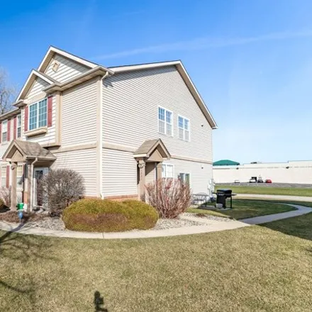 Image 3 - 1249 Primrose Lane, Schererville, IN 46375, USA - Condo for sale