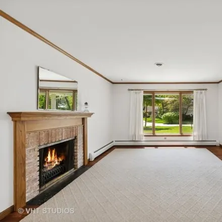 Image 3 - 1202 Arbor Vitae Road, Deerfield, Lake County, IL 60015, USA - House for sale
