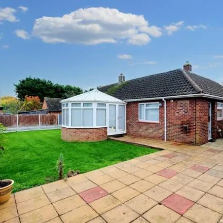 Image 2 - Timsons Lane, Chelmsford, CM2 6AW, United Kingdom - House for sale