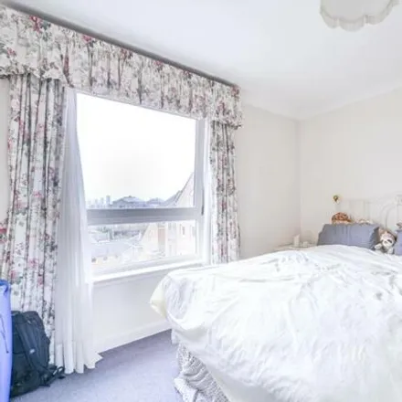 Rent this 2 bed apartment on Neptune Court in Homer Drive, London