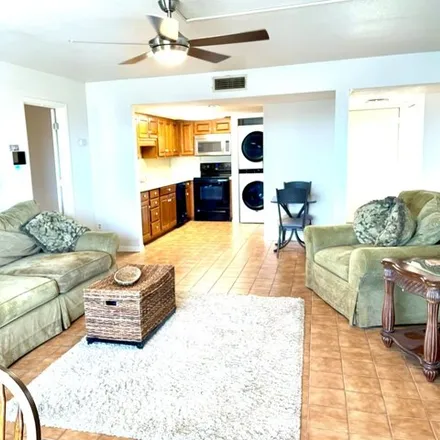 Image 5 - 283 Harbor Shores Drive, Runaway Bay, Wise County, TX 76426, USA - Condo for sale