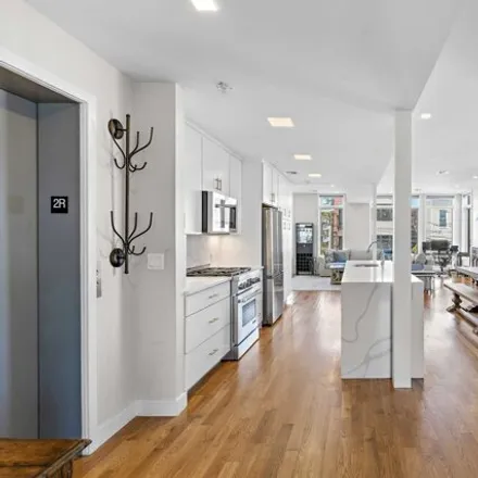 Image 3 - 297 4th Street, Jersey City, NJ 07302, USA - Condo for sale