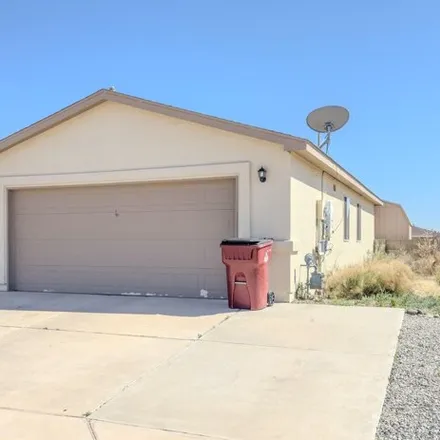 Image 2 - Calle del Los Claveles, Belen, NM 87002, USA - House for sale