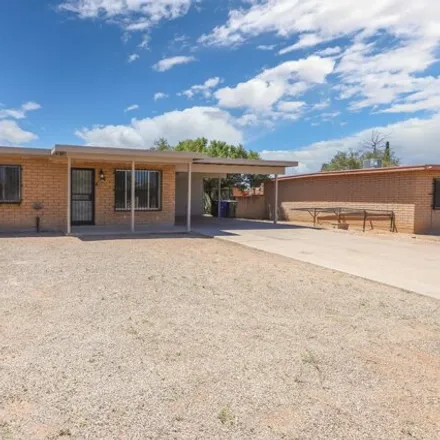 Buy this 2 bed house on 2280 East Canada Street in Tucson, AZ 85706