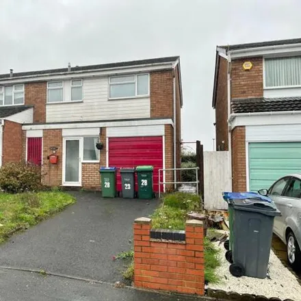 Buy this 3 bed duplex on Francis Ward Close in Wednesbury, B71 2PY
