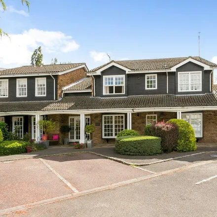 Rent this 1 bed apartment on Chris Lee's Ltd in Chiltern Hill, Chalfont St Peter