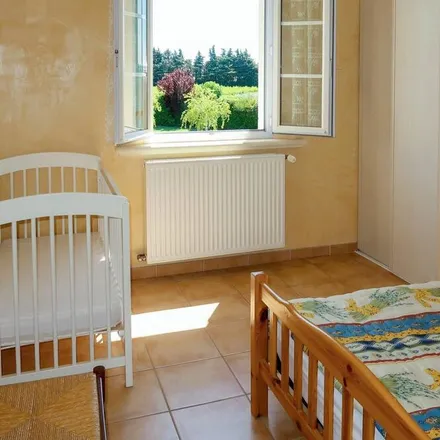 Rent this 4 bed house on 26770 Montbrison-sur-Lez
