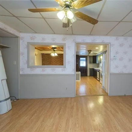 Image 7 - Renaissance Family Practice, 111 Sheridan Street, Millvale, Allegheny County, PA 15209, USA - House for sale