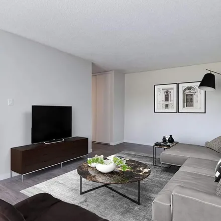 Image 7 - 17 Street N, Lethbridge, AB T1J 0L1, Canada - Apartment for rent
