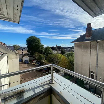 Rent this 2 bed apartment on 114 Hampton Road in Bristol, BS6 6JJ