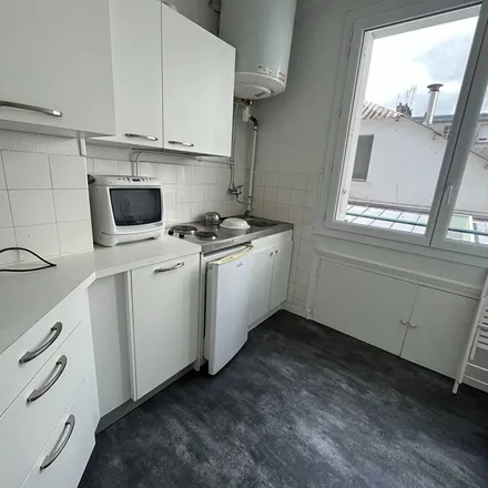 Image 4 - 29 Rue Émile Zola, 29200 Brest, France - Apartment for rent