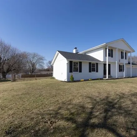 Image 3 - 7407 Whirlaway Drive, Fairfield Township, OH 45011, USA - House for sale