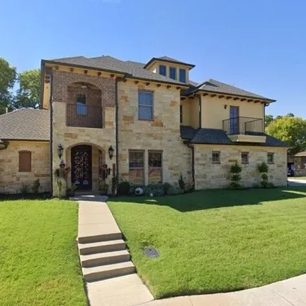 Buy this 6 bed house on 2665 Dalrock Road in Rowlett, TX 75088