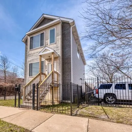 Buy this 3 bed house on 402 North Trumbull Avenue in Chicago, IL 60651