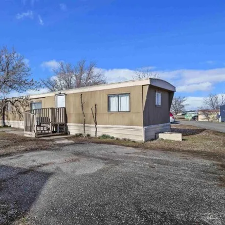 Buy this studio apartment on I Avenue in Jerome, ID 83338