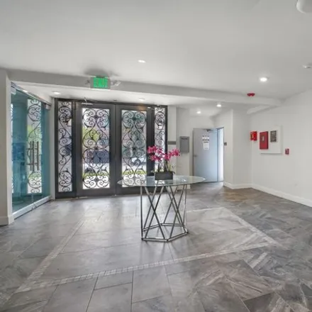 Image 2 - Barrington & Nebraska, South Barrington Avenue, Los Angeles, CA 90025, USA - Apartment for rent