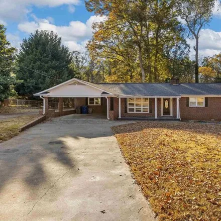 Buy this 3 bed house on 122 Holly Drive in Spartanburg, SC 29301