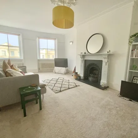 Rent this 2 bed apartment on Brunswick Place in Brighton, BN3 1AF
