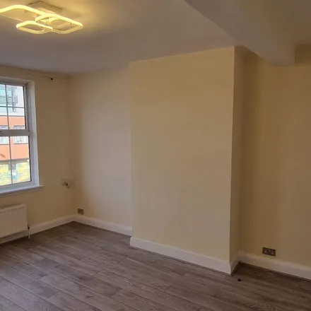 Rent this 3 bed apartment on Horizon Church Sutton in Assembly Walk, London